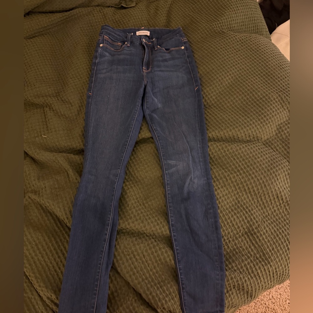 Good American good waist skinny jeans.